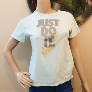 Nike T-shirt girls Sz L